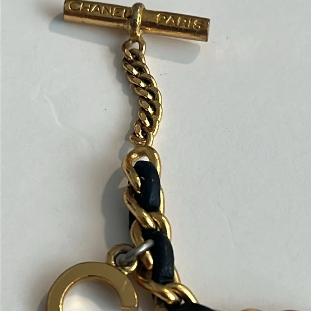CHANEL RARE VINTAGE TOGGLE LEATHER CHARM BRACELET